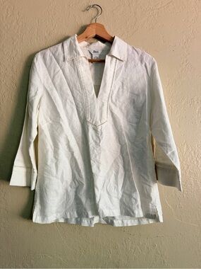 Bass Woman’s Beige Linen V-Neck Tunic Blouse, Size M
